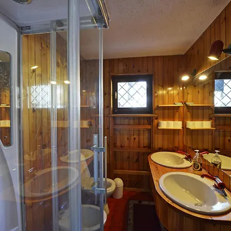 A Due Passi Da Courmayuer Appartement *